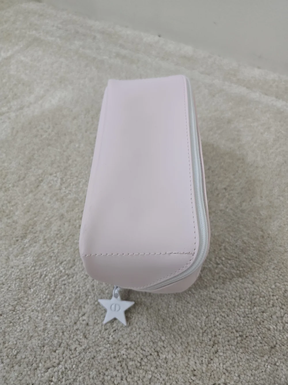Dior Pink Cosmetic Pouch - Picture 8 of 12